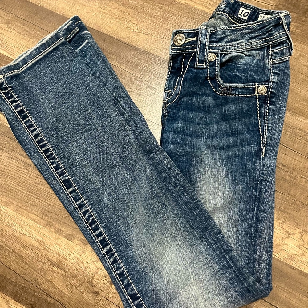 Miss me bootcut jeans size 10 in young girls.